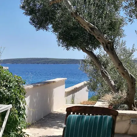 Apartment By The Sea Zavala, Hvar - 553 Jelsa (Hvar)