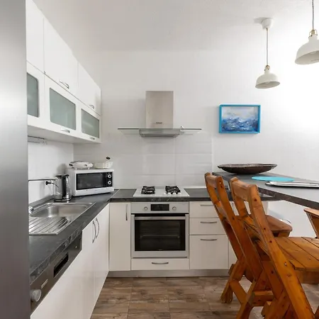 Appartement By The Sea Zavala, Hvar - 553 Jelsa (Hvar)